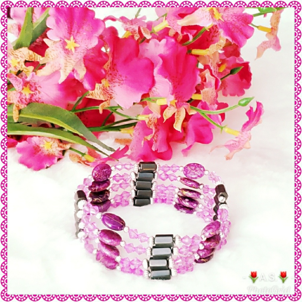 ⬇️$30 NWOT Hematite Magnetic Bracelet / Necklace